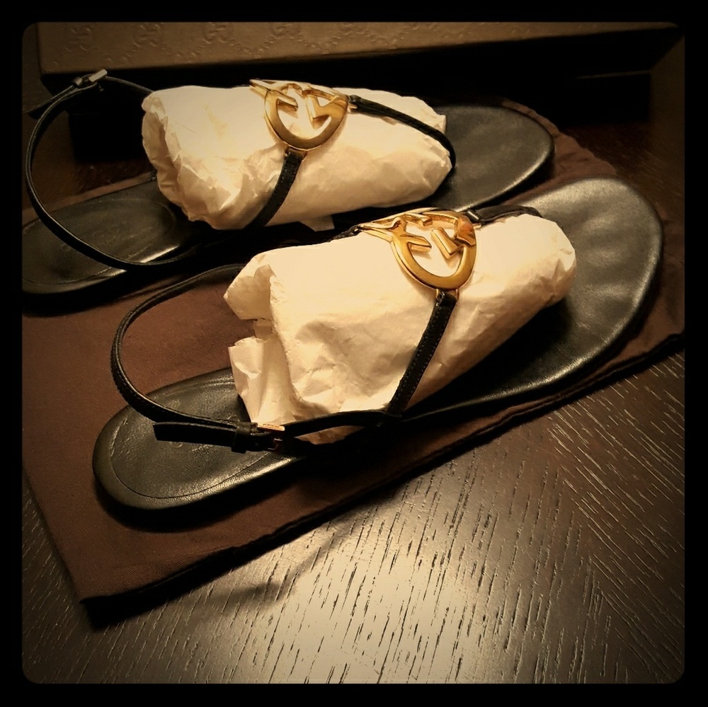Gucci sandles
